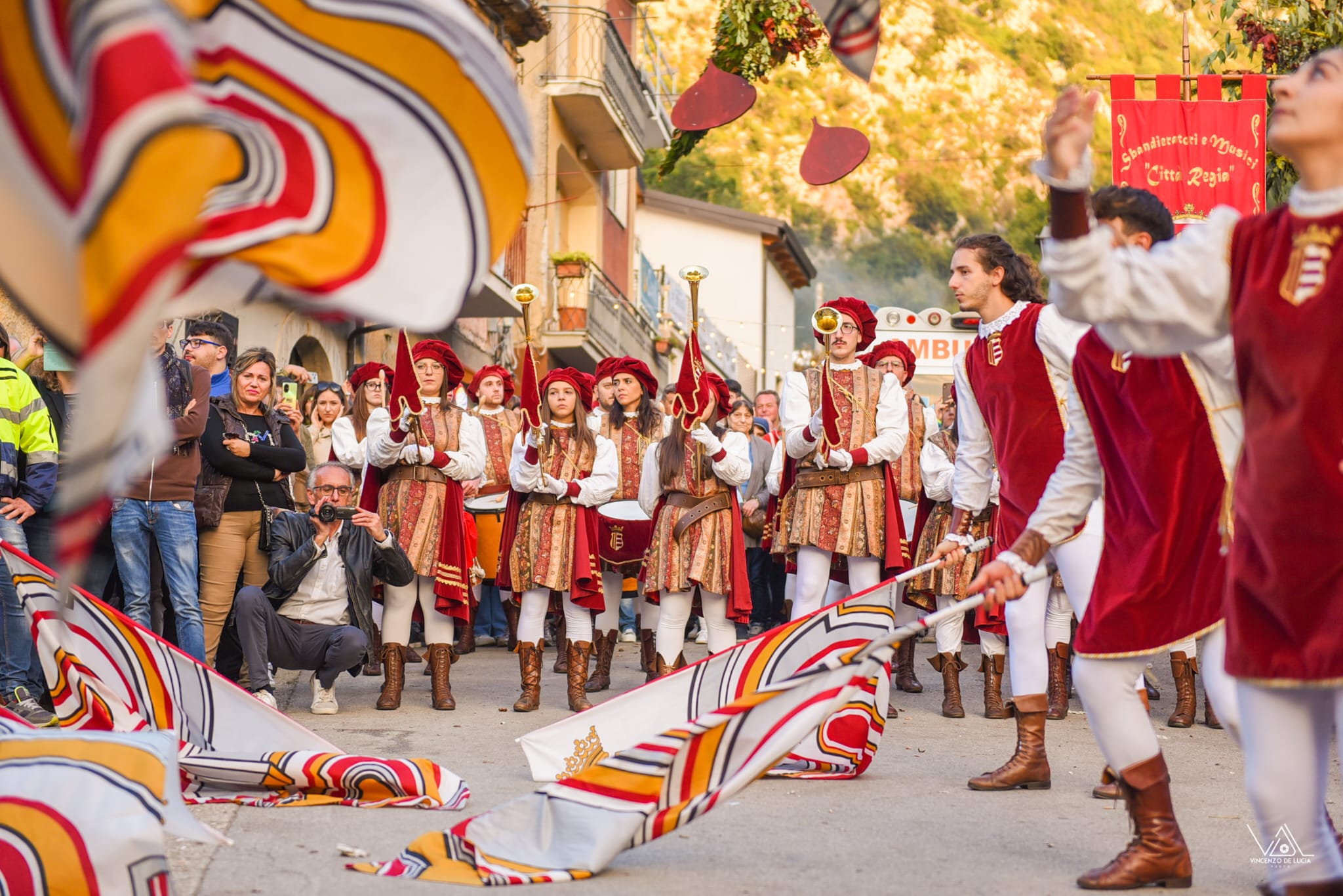 c04edf2a-f301-47b7-87cc-df490417c2ae